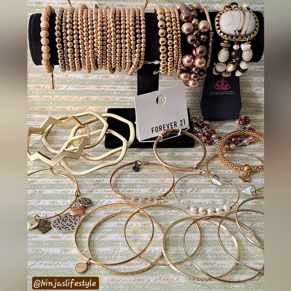 unbranded Jewelry - Gold and Bronze Mixed Bracelet/Bangle Bundle